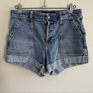 Hollister High Rise Mom Short 3”, Denim, Size 28